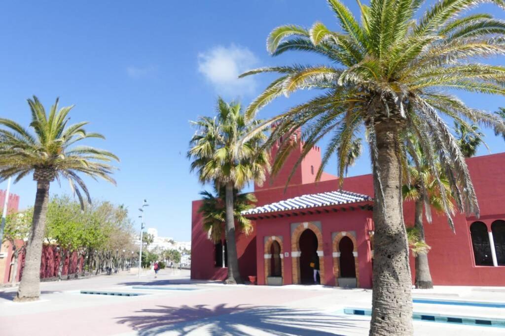 Holiday Rentals Piscina, Playa Parking A 5 Min Caminando Del Puerto De 贝纳尔马德纳 外观 照片