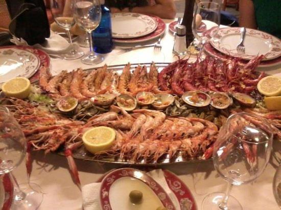 Holiday Rentals Piscina, Playa Parking A 5 Min Caminando Del Puerto De 贝纳尔马德纳 外观 照片