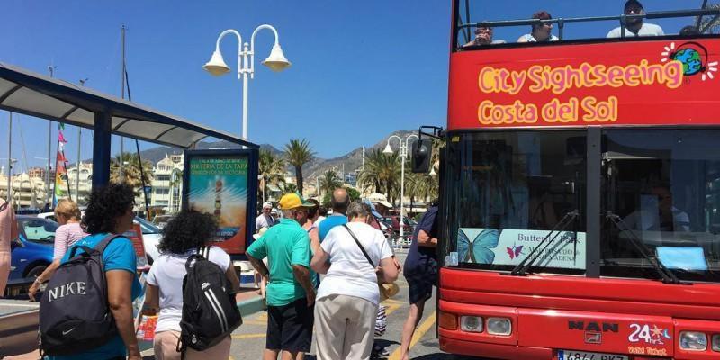 Holiday Rentals Piscina, Playa Parking A 5 Min Caminando Del Puerto De 贝纳尔马德纳 外观 照片